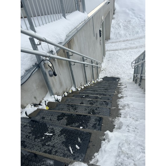 IsFritt heating step fits most staircases